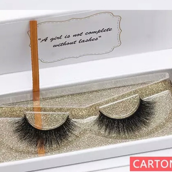 Real Mink Dramatic Lashes With Free Case & Glue - Picture 3 of 6